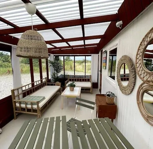 Fjordhytten. Rebuild Train Wagon From 1937. Apartment